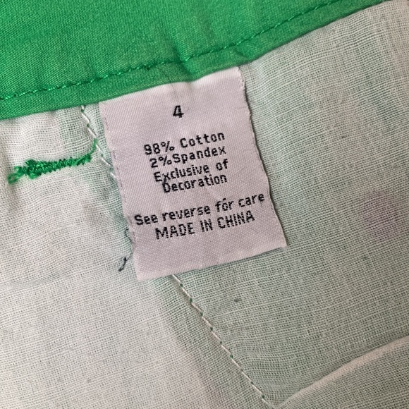 BRITISH KHAkI  POLKA DOTTED SHORTS - Picture 6 of 9